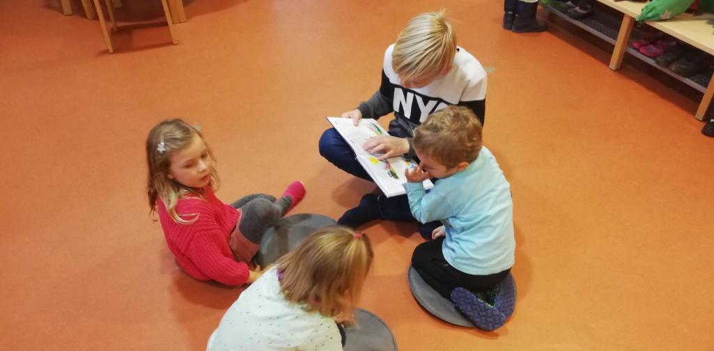 Vorlesen im Kindergarten - 3b