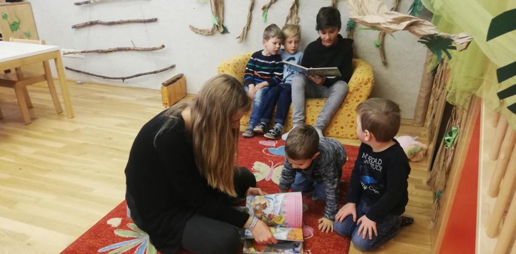 Vorlesen im Kindergarten - 3b